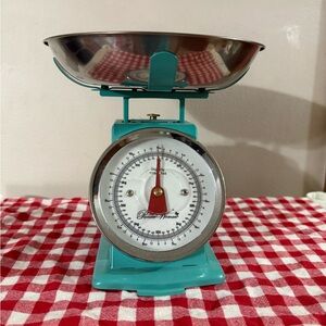 Pioneer Woman Vintage Style Teal Kitchen Scale